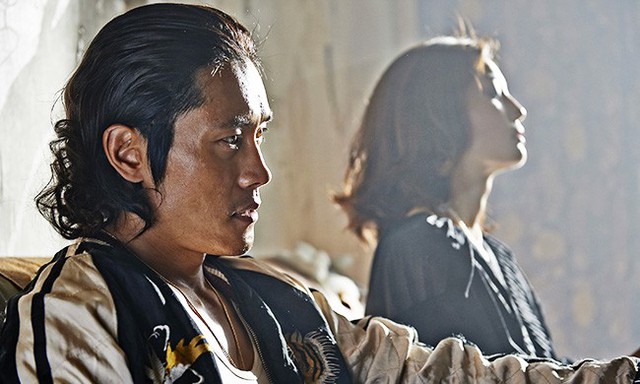 
 Lee Byung Hun trong Inside men. Ảnh: Showbox
