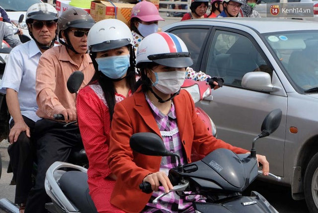 
Theo các chuyên gia, Hà Nội đang bị ô nhiễm không khí nặng.
