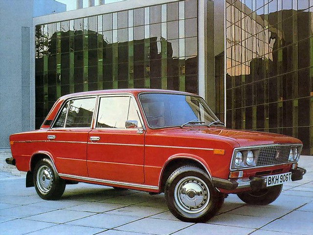 Tháng 2/1976, Liên Xô đã khởi động dây chuyền sản xuất xe VAZ-2106 (Lada-1600). Đây là một trong những dòng xe thành công nhất của hãng ô tô AvtoVAZ. 