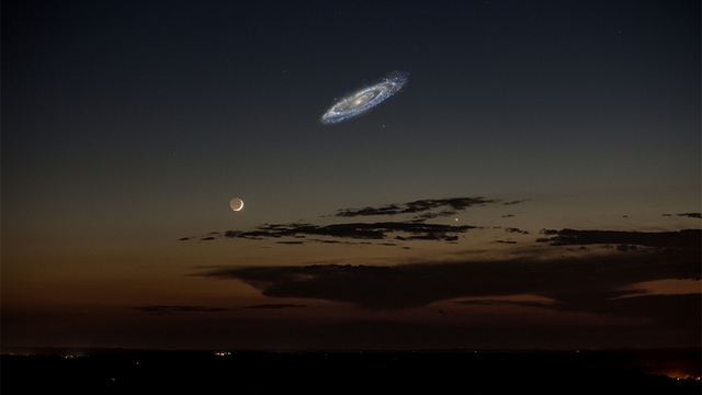  Thiên hà Andromeda đang tiến về phía chúng ta 