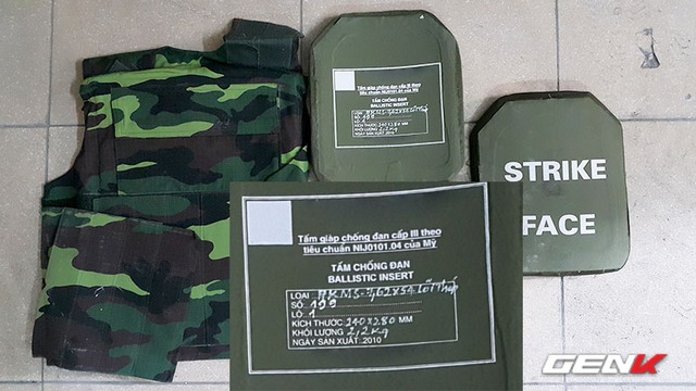  Áo giáp chống đạn do Việt Nam sản xuất 