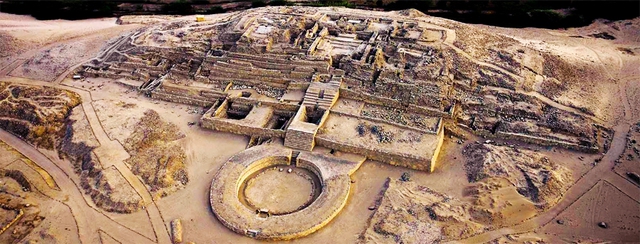  Thành phố cổ đại Caral - Peru 