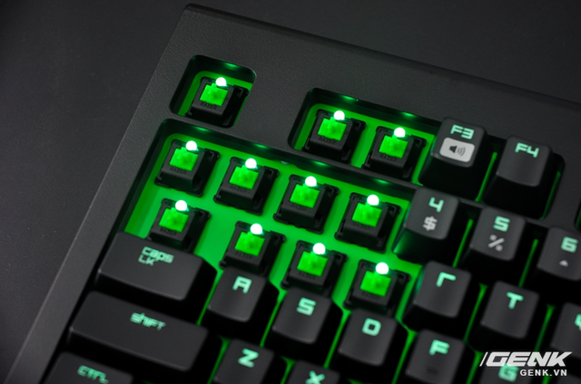  LED có màu Green đặc trưng của Razer 