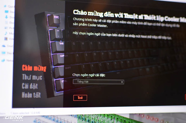  Ứng dụng tùy biến bàn phím của CM hỗ trợ cả ngôn ngữ Tiếng Việt cho người dùng tại Việt Nam. 