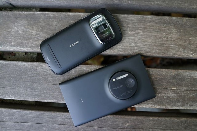  Nokia 808 PureView và Lumia 1020. 
