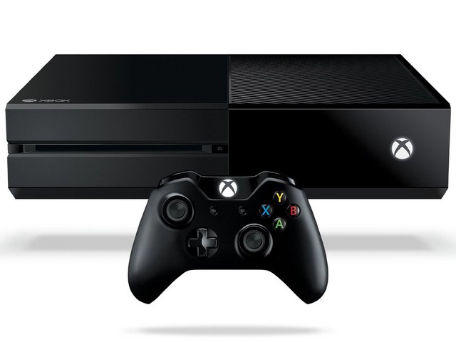  Máy chơi game cầm tay Xbox One. 