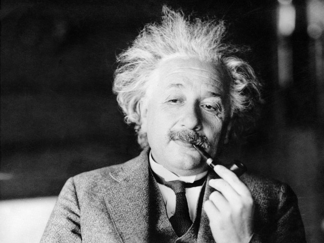  Nhà khoa học thiên tài vĩ đại cũng là một người bạn tuyệt vời, Albert Einstein. 