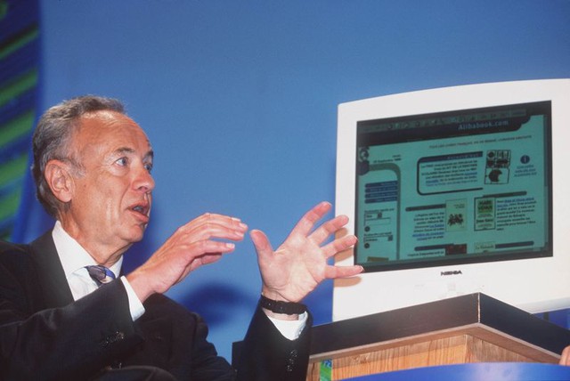  Nhà đồng sáng lập Intel Andy Grove trong một sự kiện năm 1999 