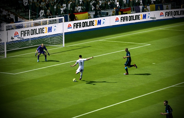
FIFA Online 3 vừa là game kĩ năng, vừa là game cày cuốc.
