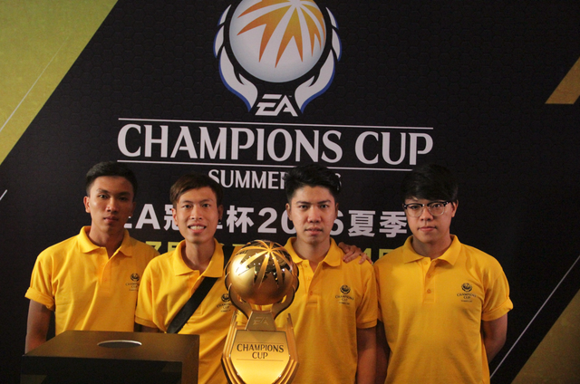 
Hình ảnh tuyển Việt Nam (Vietnam Dragons) tại EA Champions Cup 2016 - Giải đấu có tổng tiền thưởng 6,7 tỷ đồng!
