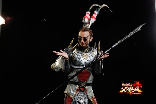 Soobin Hoàng Sơn đóng vai trò chiến thần Lữ Bố