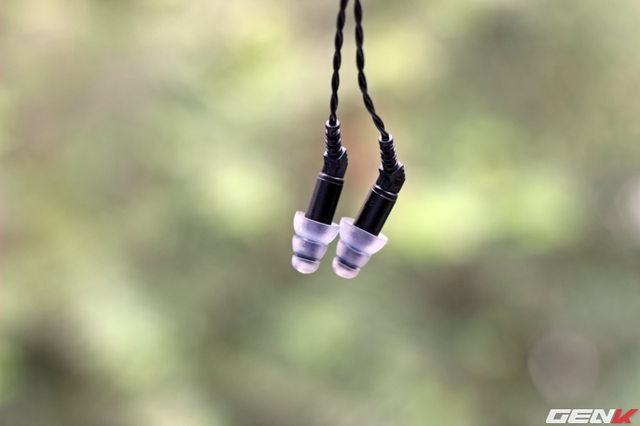 Etymotic ER4S - tai nghe in-ear 25 năm tuổi