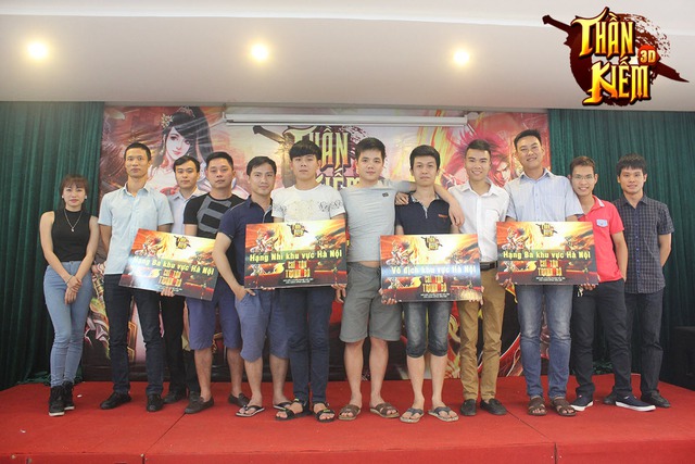 
Giải đấu e-Sports Chí Tôn Tranh Bá được tổ chức tại khu vực Hà Nội
