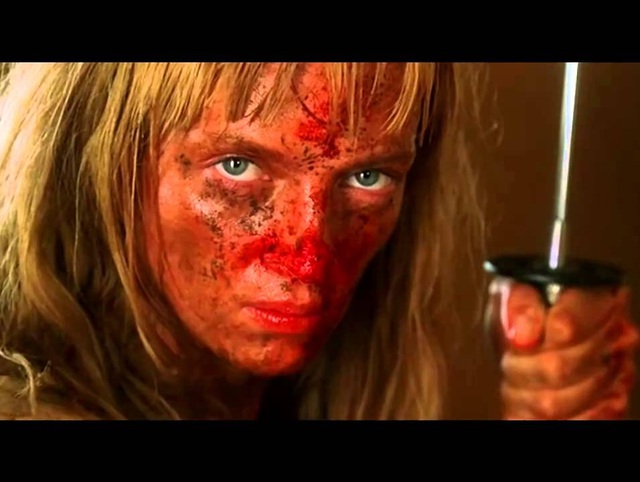  Kill Bill, một trong những bộ phim kinh điển của đạo diễn đã sử dụng đến hơn 350 lít “máu giả”. 