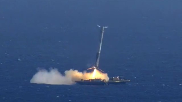  SpaceX làm nên lịch sử với thành tích sản xuất ra tàu vũ trụ giá rẻ có khả năng tái sử dụng. 