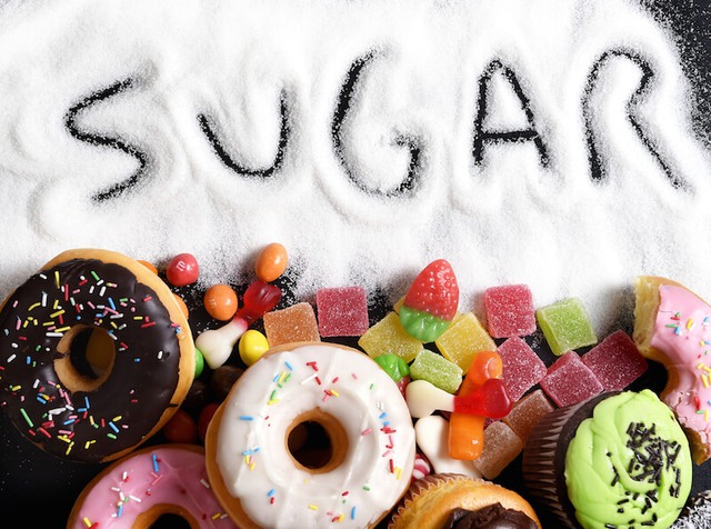  Chế độ ăn nhiều đường tích tụ mỡ trong gan, có thể dẫn đến viêm và xơ gan 