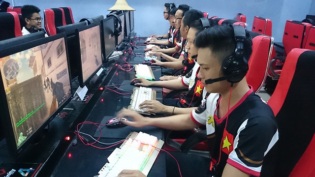 
CFEL đã nâng lên rõ rệt tính Chuyên Nghiệp cho eSports Đột Kích
