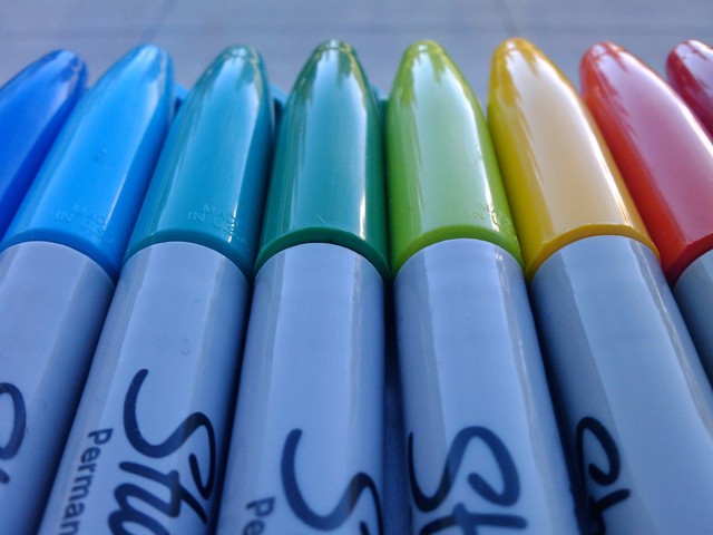  8. Bút marker của Sharpie – Với kiểu dáng đẹp và mang tính biểu tượng cao, nó phổ biến đến mức mà người ta sẽ hỏi “Bạn có cây Sharpie nào không?” thay vì “Bạn có cây bút marker nào không?” 