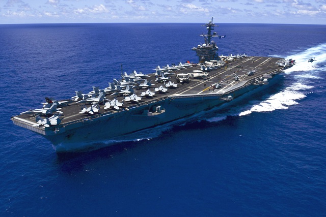  USS Carl Vinson (CVN-70) – tàu sân bay thứ ba trong lớp Nimitz 