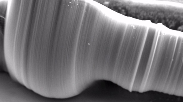 Chất liệu ống Nano dưới kính hiển vi 