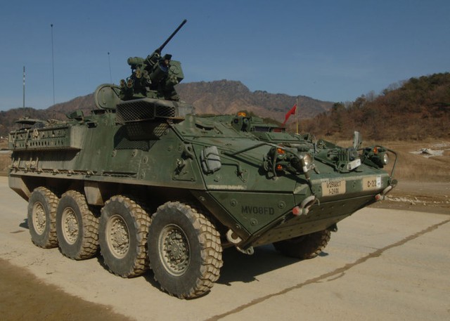  Thiết giáp Stryker trong một cuộc tập huấn quân sự tại Hàn Quốc 