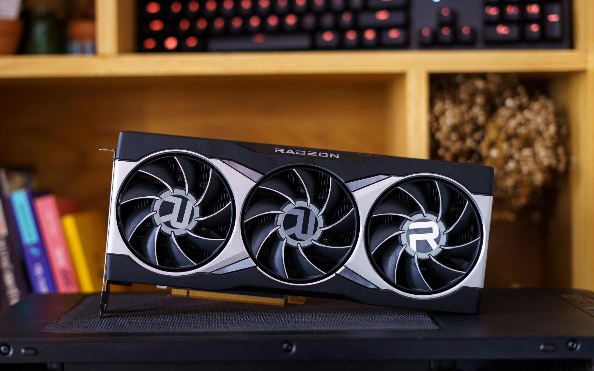 Đánh giá AMD Radeon RX 6800 XT: sắc đỏ ở phân khúc PC cao cấp chưa bao giờ đậm đà đến thế