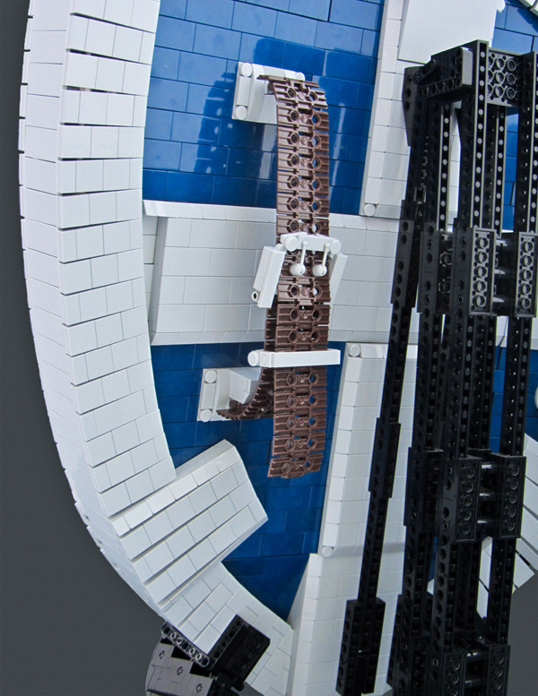 cung-xem-la-chan-cua-link-lam-tu-lego