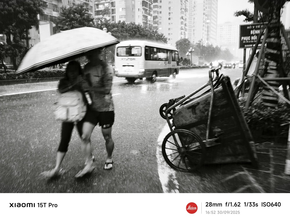 Xiaomi 15T Pro: Phố phường hóa sông, dòng người hóa những con thuyền nhỏ!- Ảnh 41.