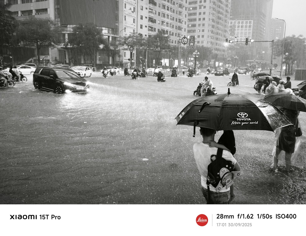 Xiaomi 15T Pro: Phố phường hóa sông, dòng người hóa những con thuyền nhỏ!- Ảnh 33.