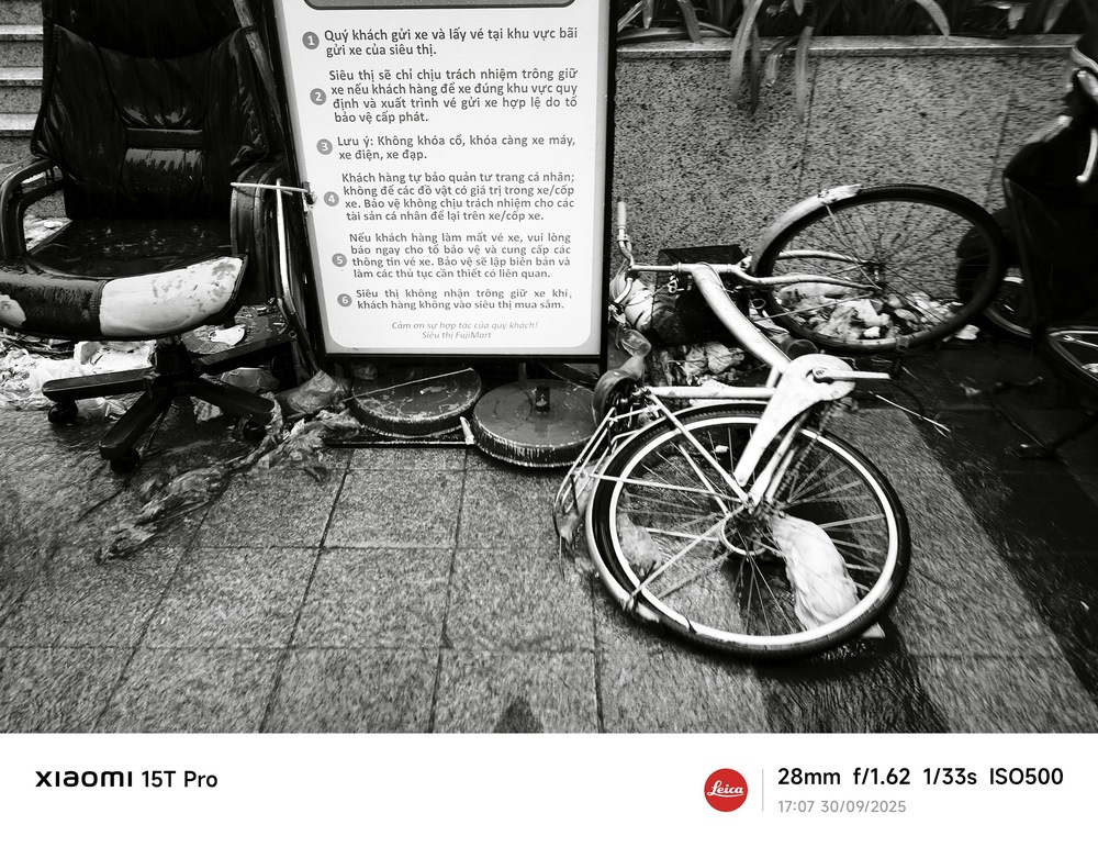 Xiaomi 15T Pro: Phố phường hóa sông, dòng người hóa những con thuyền nhỏ!- Ảnh 12.