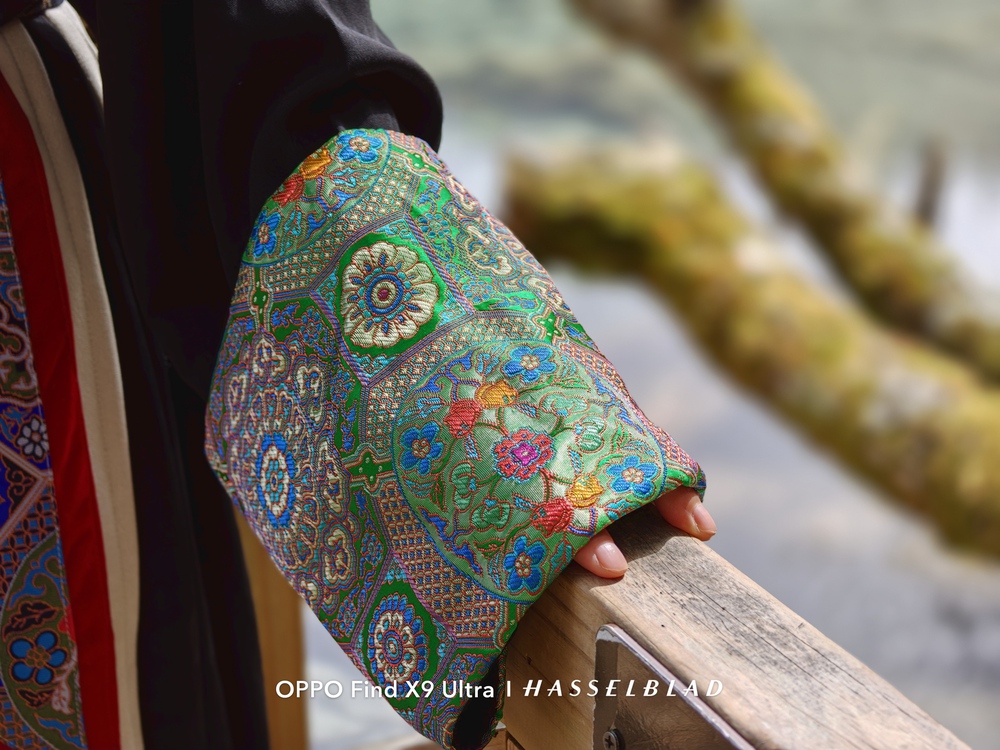 Đến Th&agrave;nh Đ&ocirc; ngắm gấu tr&uacute;c, l&ecirc;n Cửu Trại C&acirc;u chạm v&agrave;o "Thi&ecirc;n Đường Hạ Giới" - Ảnh 47.