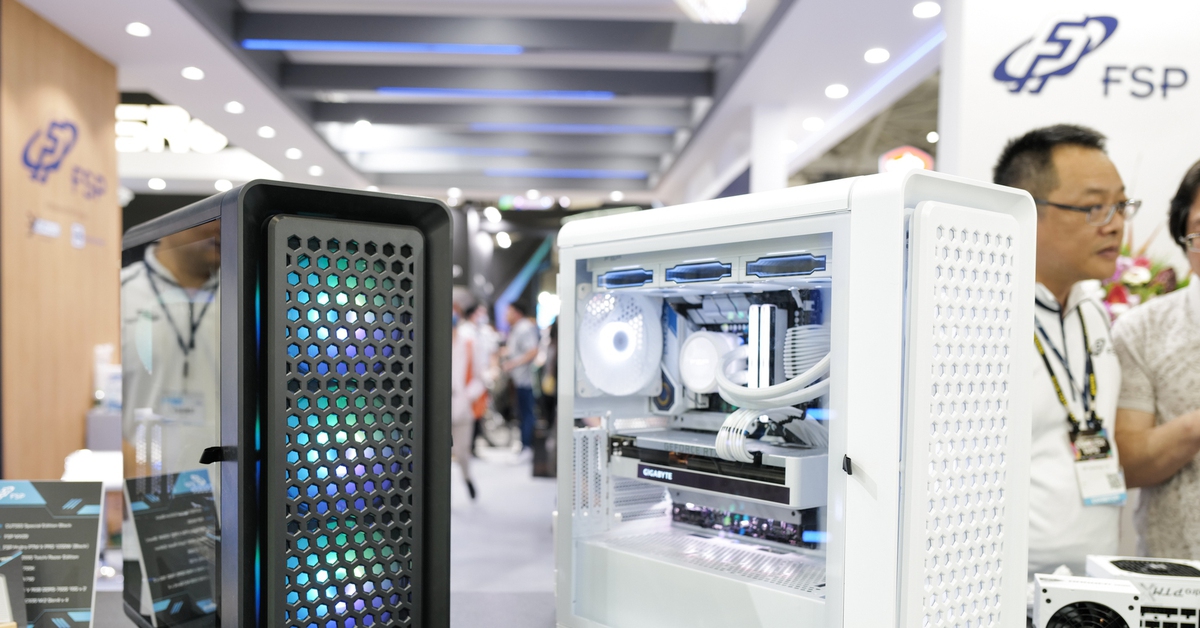 Trên tay bộ sản phẩm nổi bật nhất từ FSP: Case PC tháo lắp dễ dàng ...