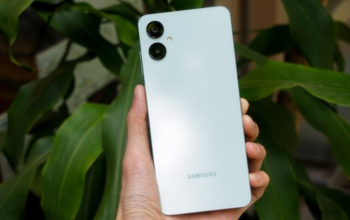 4 mẫu smartphone 