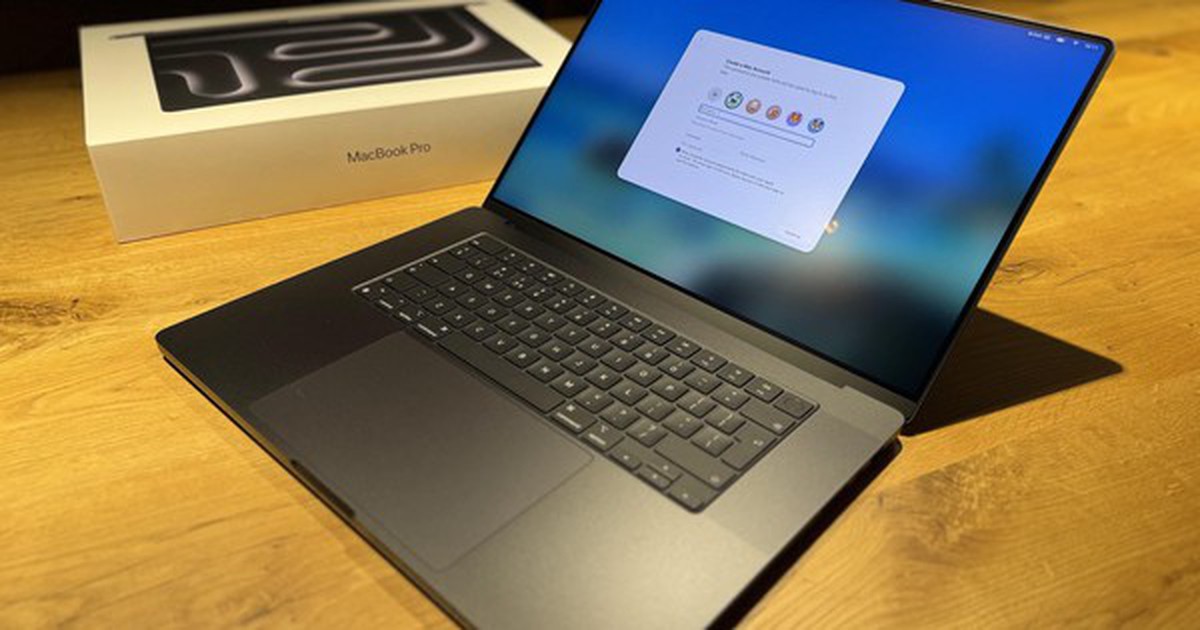 Mang MacBook Pro cũ đi thay pin, anh khách được Apple nâng đời miễn phí ...