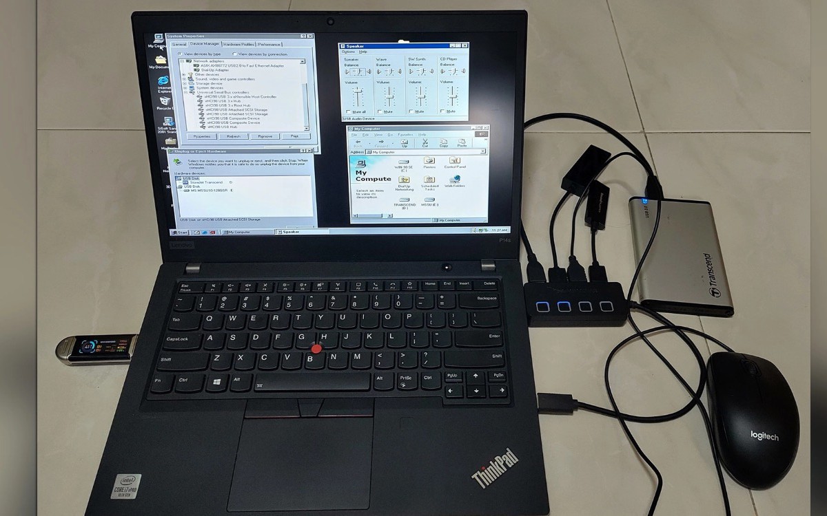 Vibe coding đưa Windows 98 “du hành tới tương lai”, thử nghiệm cả Thunderbolt 4