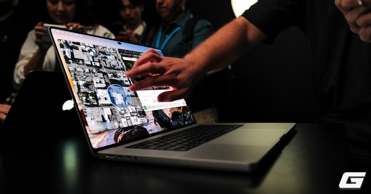 Đây là MacBook Pro cảm ứng: Màn OLED đen sâu, Dynamic Island lên Mac kích thước siêu nhỏ