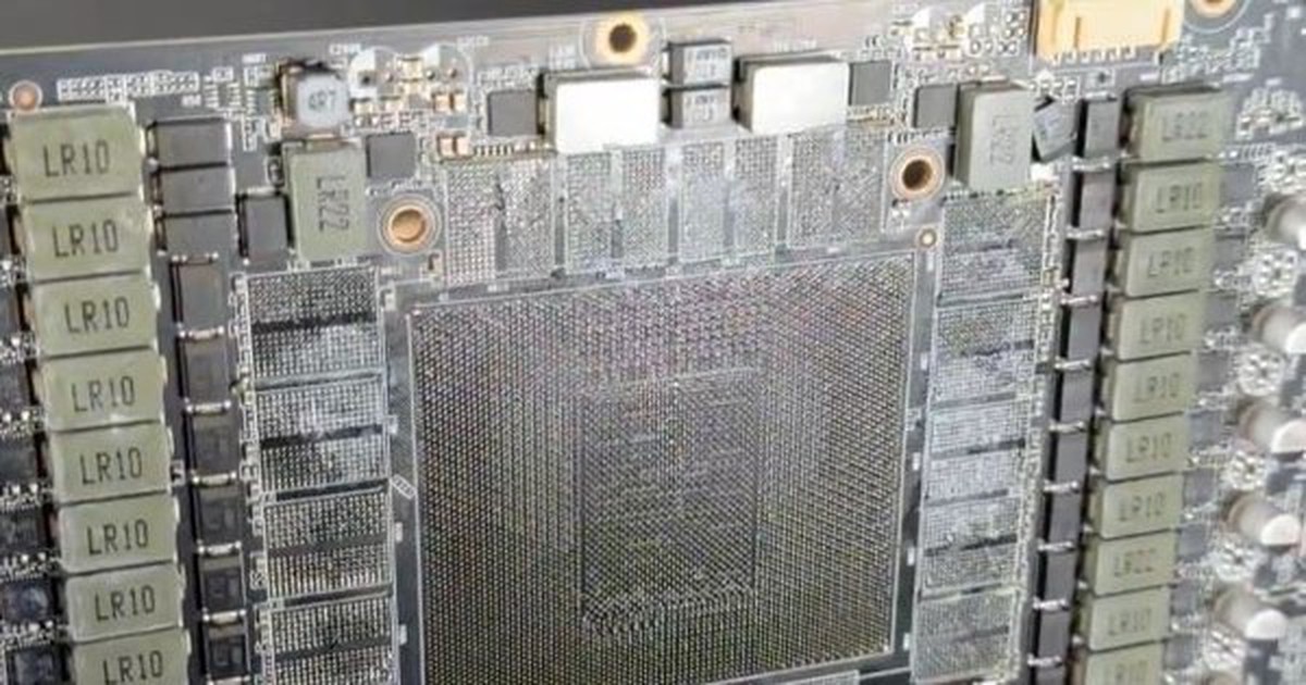 Cảnh báo thủ đoạn lừa đảo mới: GPU ZOTAC RTX 5090 bị đánh cắp chip và VRAM khi hoàn trả