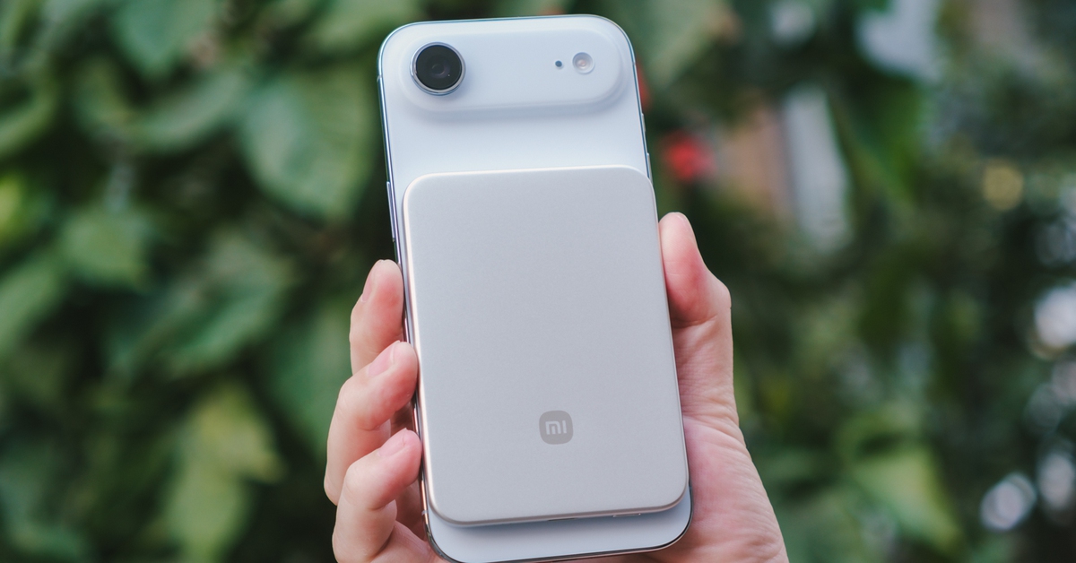 View - Đồ chơi khó hiểu của Xiaomi: Ra mắt cùng Xiaomi 17 Ultra nhưng mà lại "trời sinh một cặp" với iPhone Air!