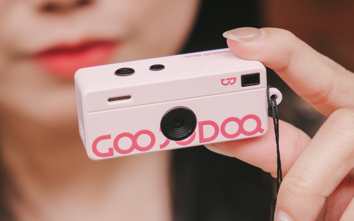 Gallery - Máy ảnh bé bằng ngón tay cái giá 300.000 đồng - chụp ra ảnh thế nào mà giới trẻ 'phát cuồng