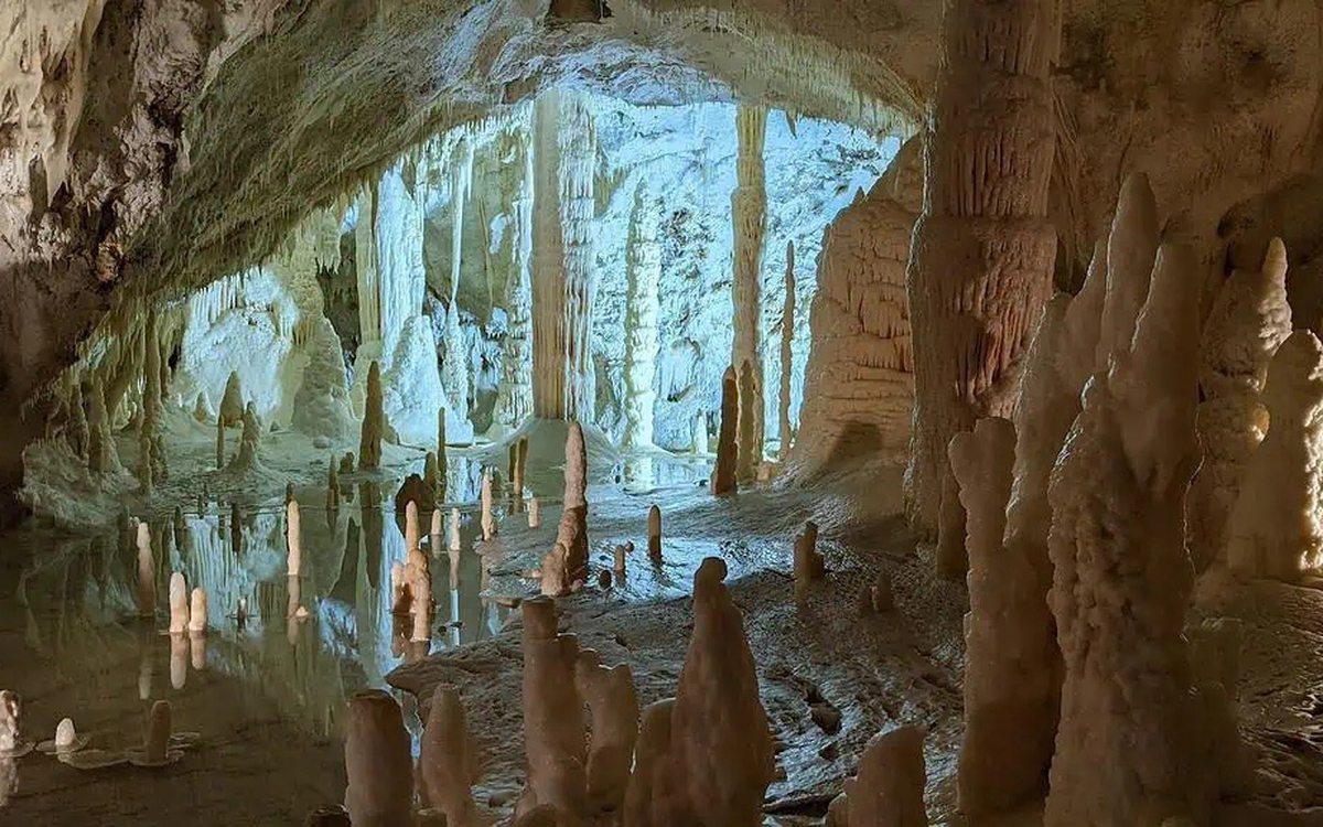 Bí ẩn Sahara xanh tươi 8.000 năm trước được hé lộ khi thạch nhũ Morocco ghi lại lịch sử mưa cổ đại