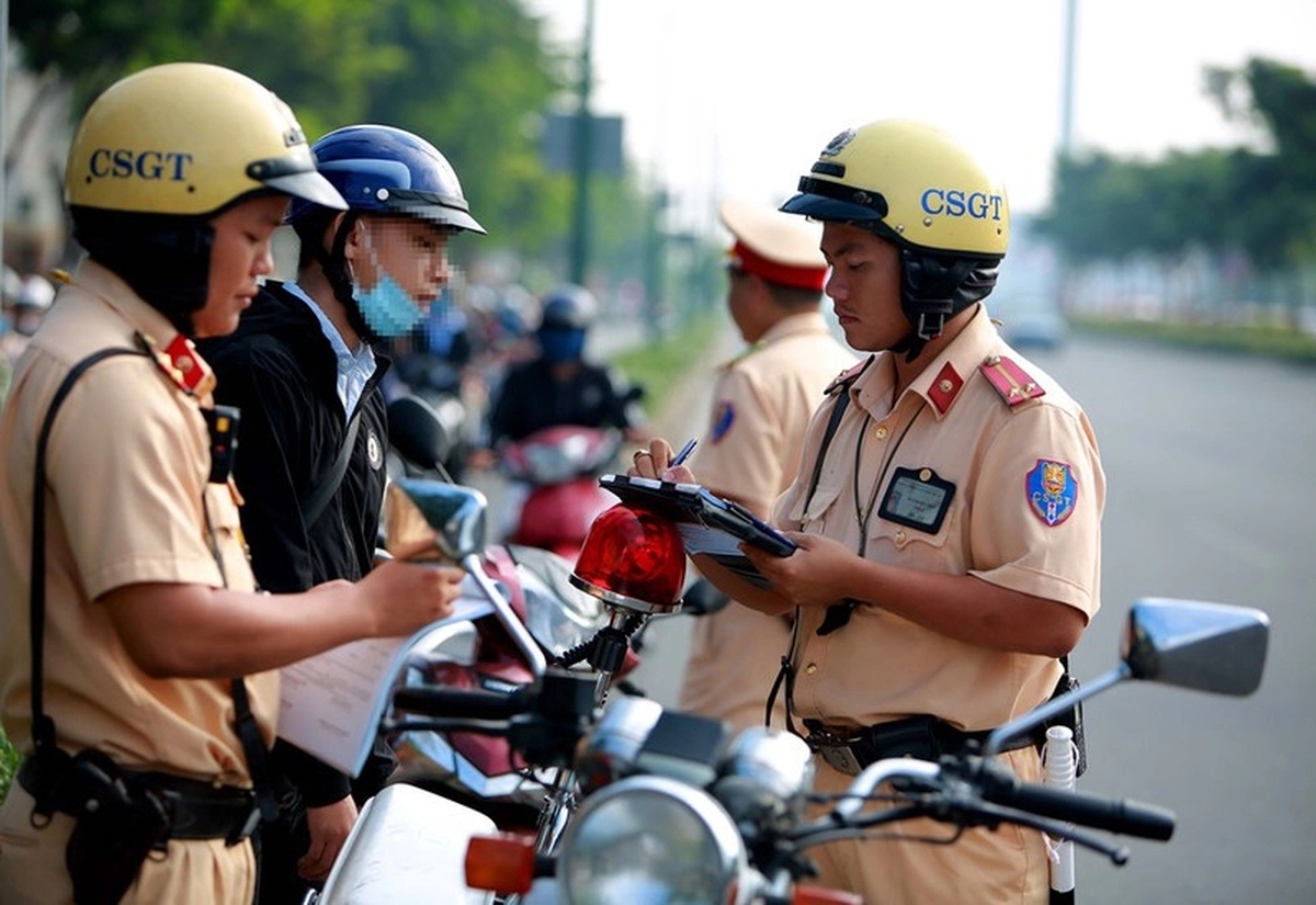 Từ 15/5/2026, chính thức bãi bỏ Nghị định 100 xử phạt vi phạm giao thông, người dân nên biết