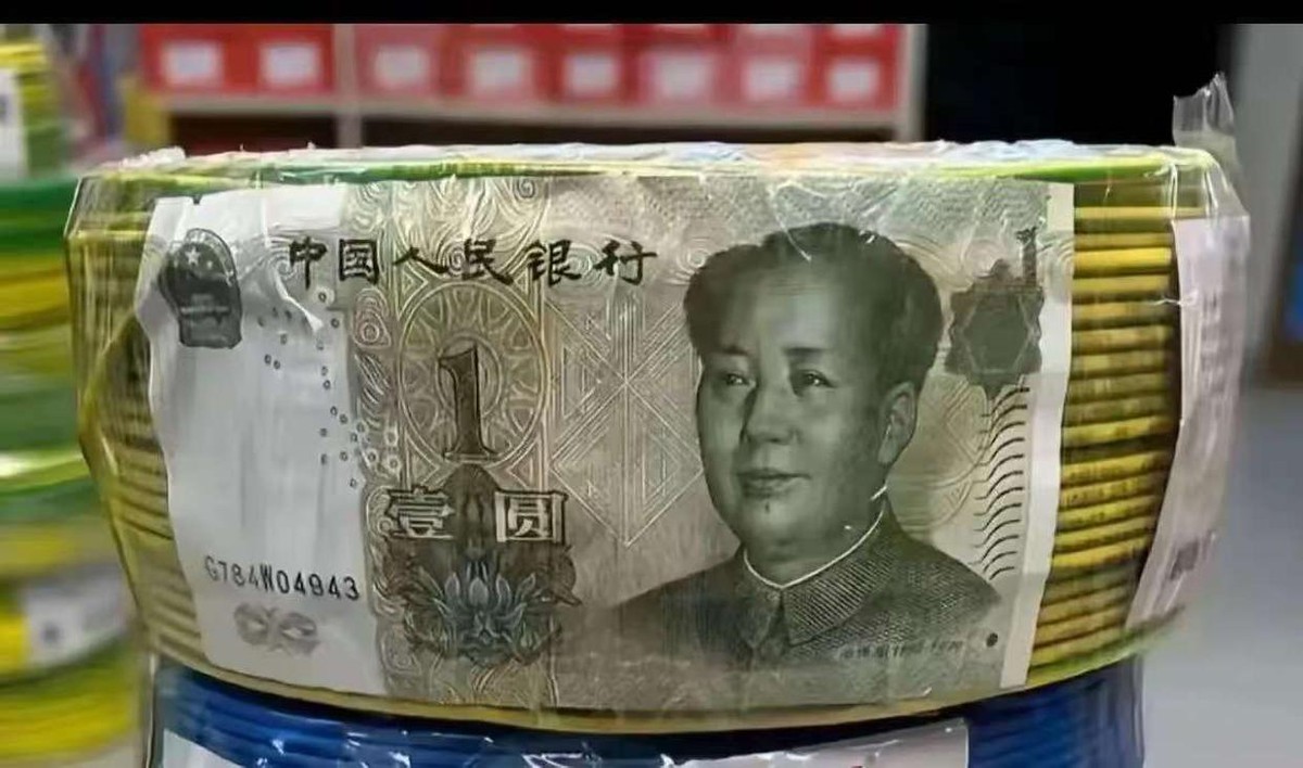 Trung Quốc: Mở cuộn dây cáp điện thấy tiền thật: 'Chiêu độc' khiến giới làm hàng giả phải tránh xa