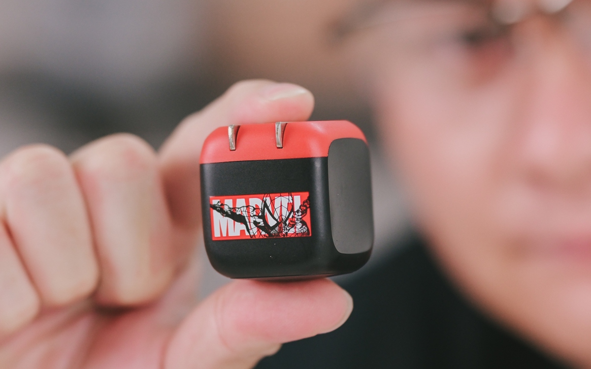 Gallery - Củ sạc 45W bé như sạc 5W: Thiết kế quá gọn nhẹ, sạc được cả MacBook, giá chỉ vài trăm ngàn đồng