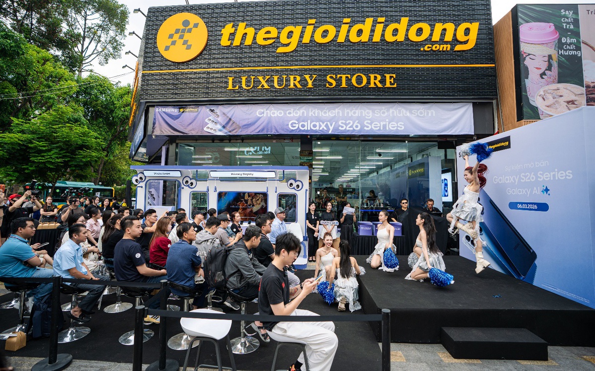 Khách hàng Thế Giới Di Động trở thành những người đầu tiên sở hữu Galaxy S26 Series