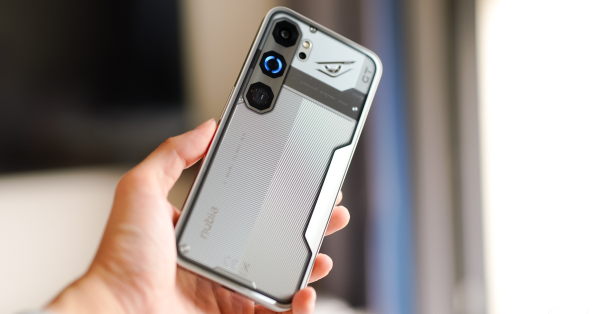 Đây là Nubia Neo 5 GT: Điện thoại gaming tầm trung nhưng có quạt tản nhiệt, pin 6.210mAh sạc nhanh 60W, màn 144Hz