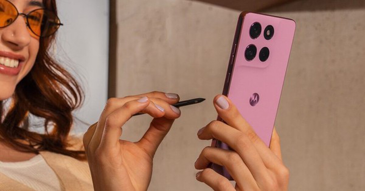 Motorola ra mắt điện thoại có bút cảm ứng, giá chỉ 13 triệu đồng