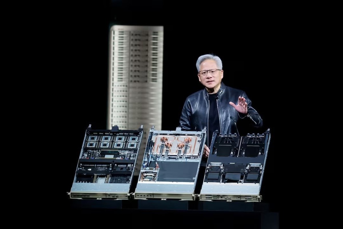 NVIDIA và cú nổ 1.000 tỷ USD: Jensen Huang tuyên bố "thời điểm bước ngoặt" đã tới!