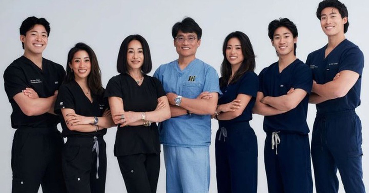 Gia đình có 7 bác sĩ gây sốt mạng xã hội