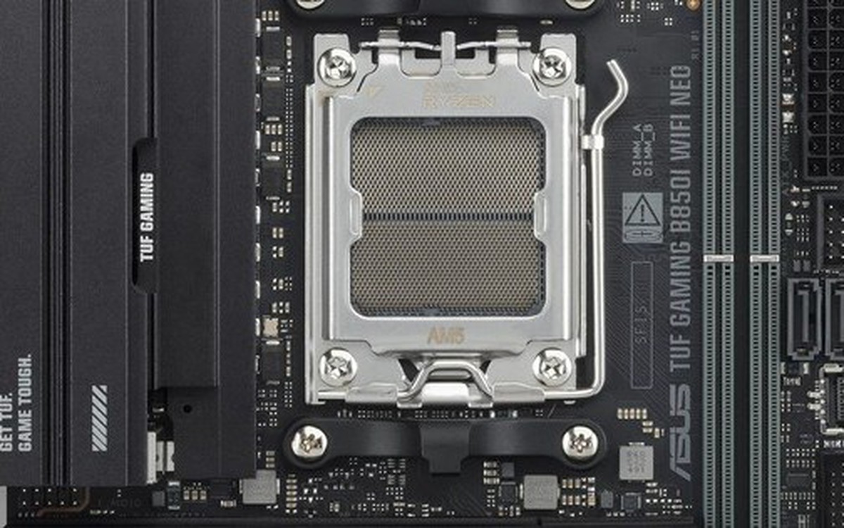 ASUS ra mắt bo mạch chủ Mini-ITX AM5 cho Ryzen, giá dự kiến từ 5 triệu đồng