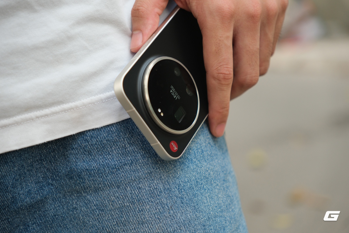 Leitzphone hand feel